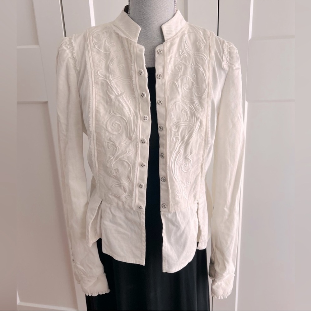 White House Black Market Ivory Embroidered Blazer